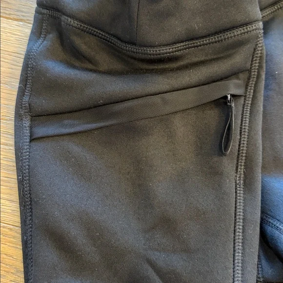 NWT Avalanche Fleece Lined Leggings - M - Picture 3 of 8
